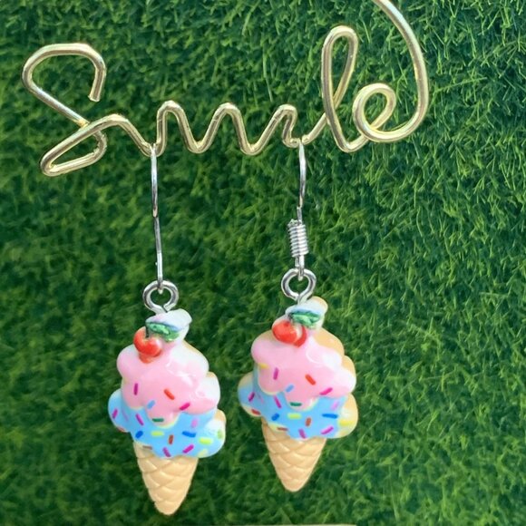 Ice Cream Earring, Funny Food Earring, Gift Idea, Ice Cream Cone Earring - Picture 6 of 7